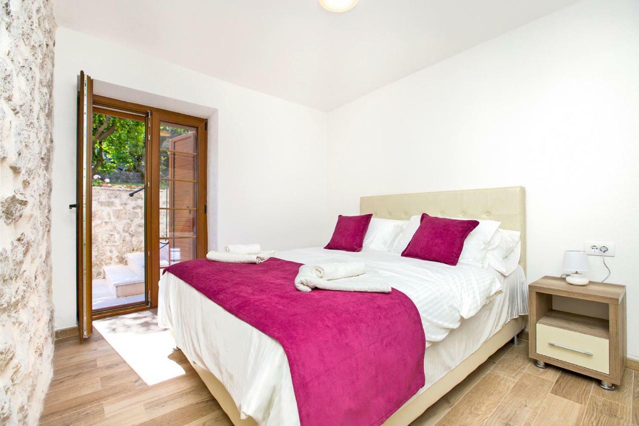 Apartments Mezini 11 Κότορ Εξωτερικό φωτογραφία
