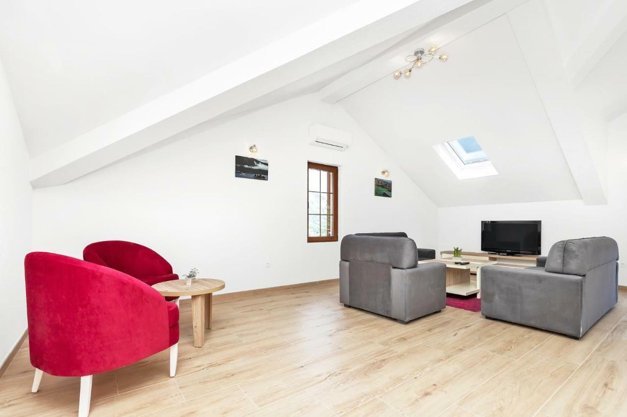 Apartments Mezini 11 Κότορ Εξωτερικό φωτογραφία